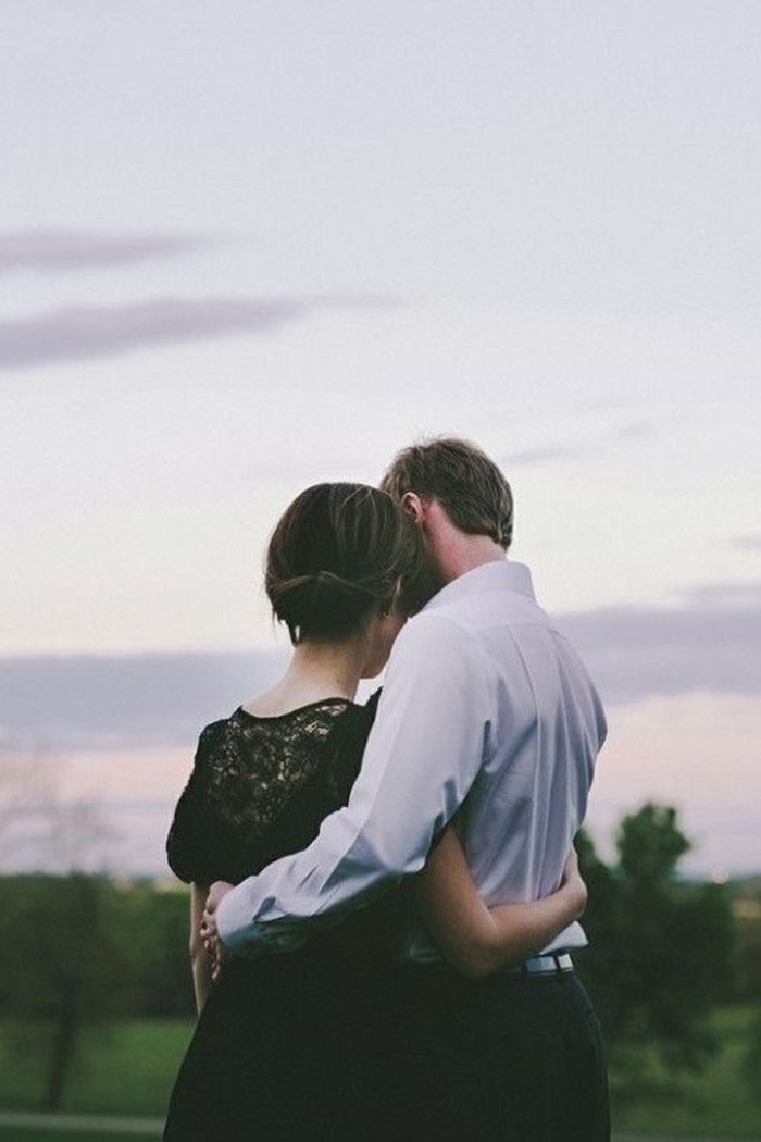 惬意浪漫欧美范儿情侣图片