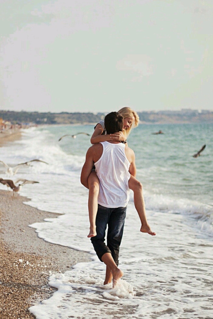 唯美意境欧美情侣空间素材