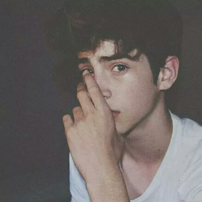 性感帅气欧美风男生头像照片