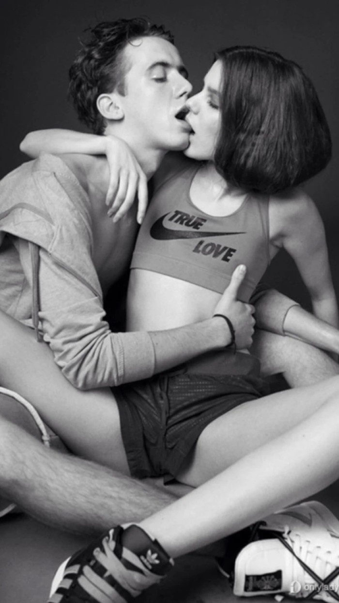 非主流森系欧美风情侣图片