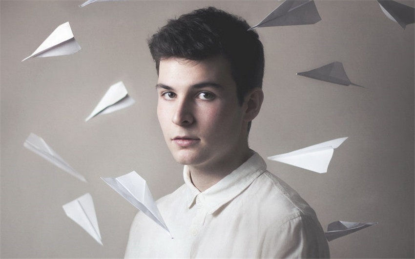 欧美帅哥伤感意境高清壁纸