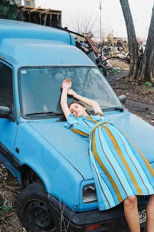 个性复古欧美女生qq皮肤图片