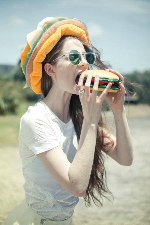 个性复古欧美女生qq皮肤图片