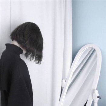 治愈系欧美女生短发意境图片