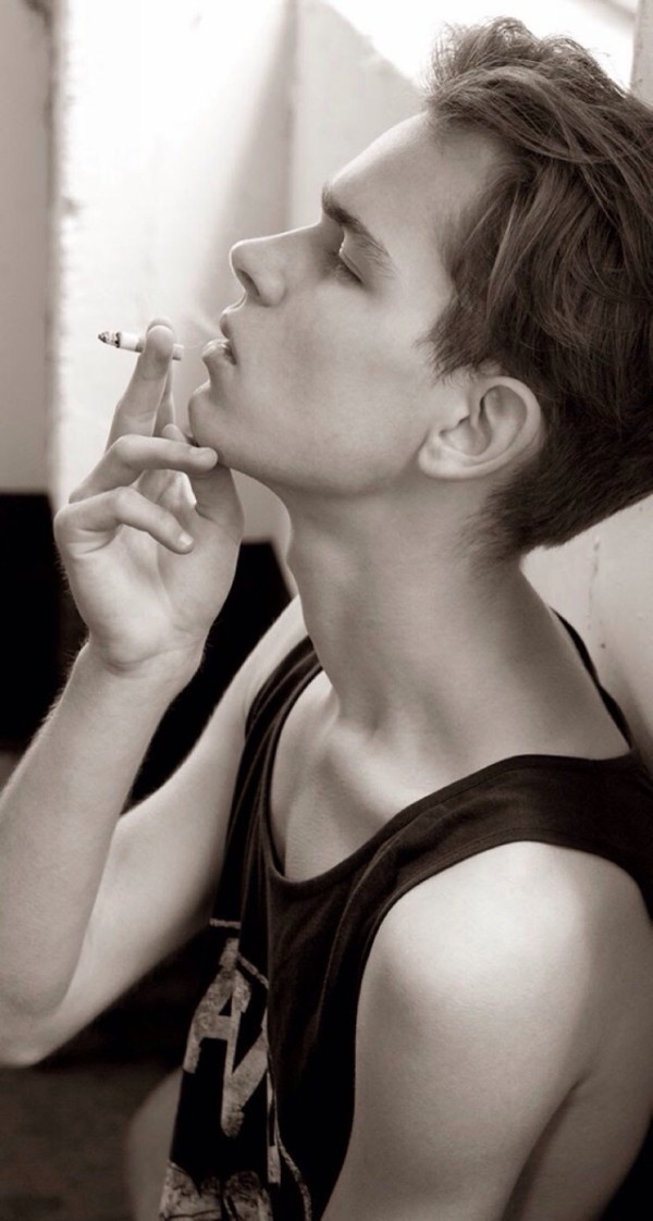 时尚欧美帅哥个性潮流写真图片