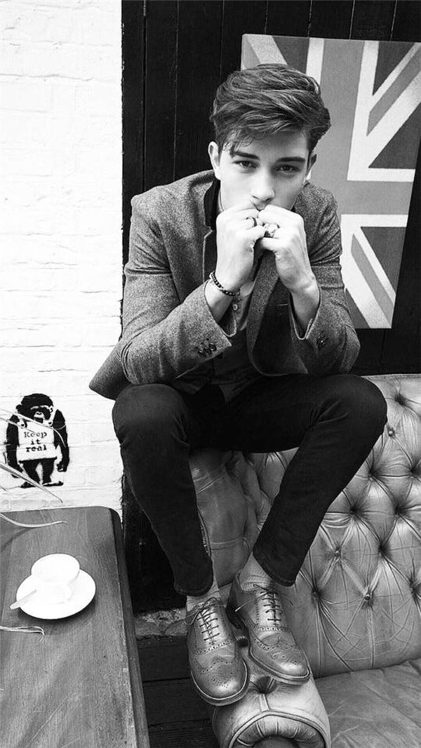 时尚欧美帅哥个性潮流写真图片