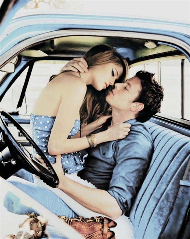 小清新欧美情侣浪漫意境图