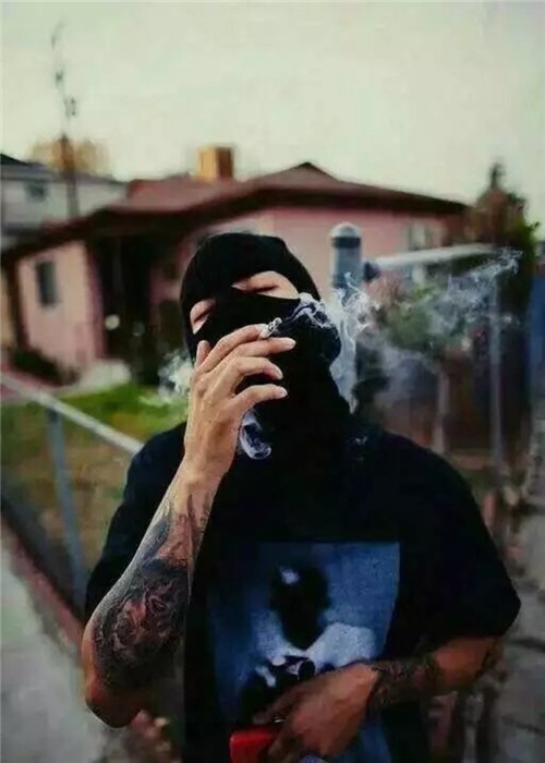 霸气欧美风个性男生纹身图片