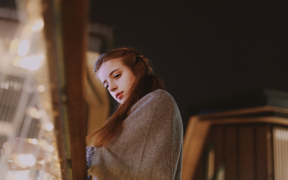 甜美少女复古欧美风写真高清电脑壁纸