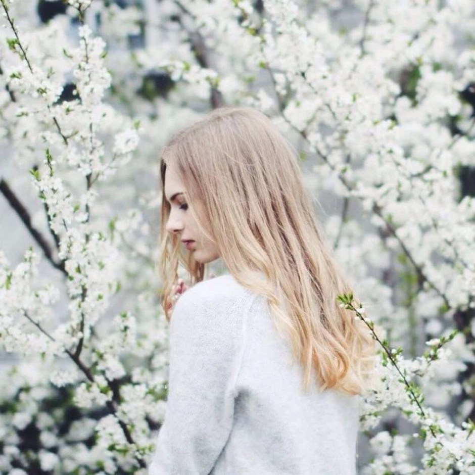 清纯靓丽的欧美意境女图