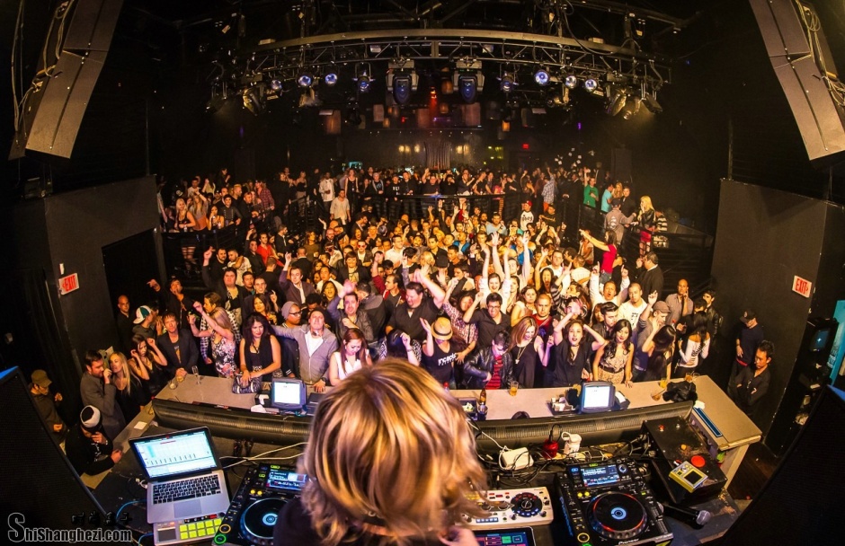 超嗨的欧美夜店意境图片