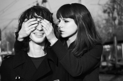 非主流唯美欧美情侣甜蜜黑白大图