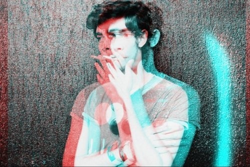 个性伤感欧美男生黑白空间素材图片