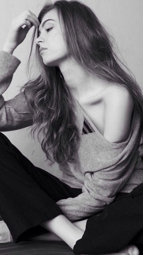 时尚黑白欧美模特伤感图片