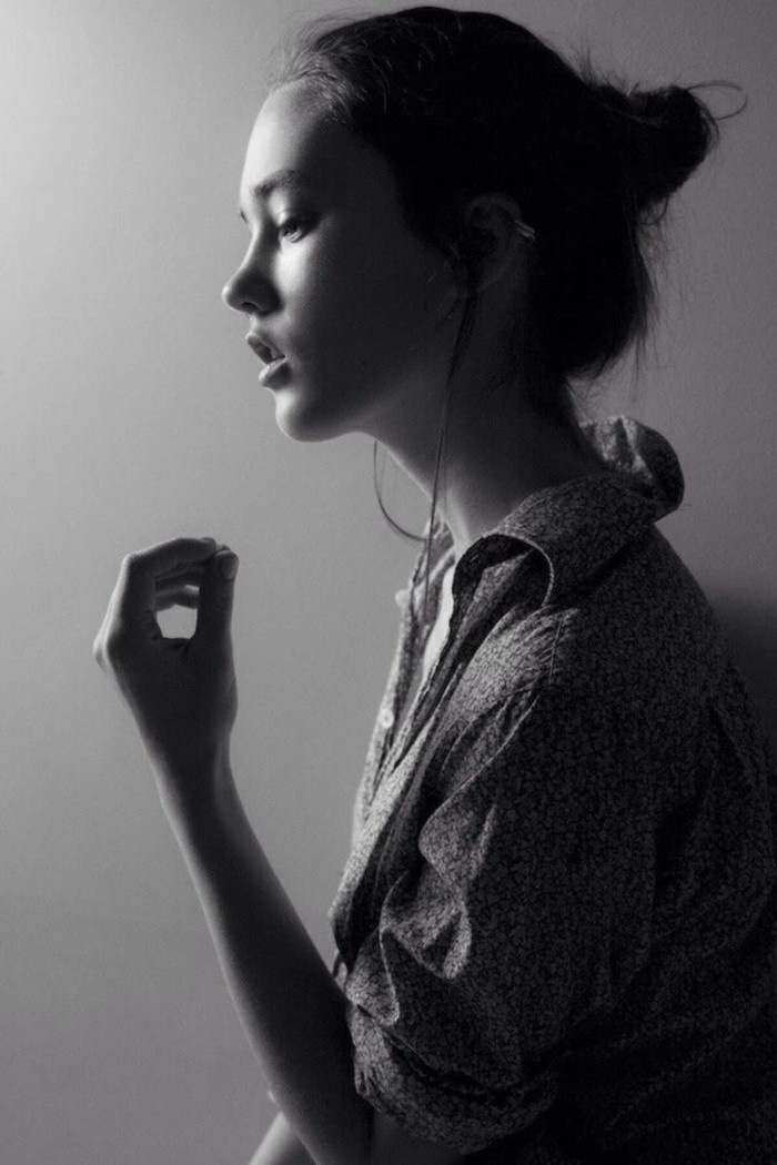 悲伤意境欧美范唯美黑白壁纸图片