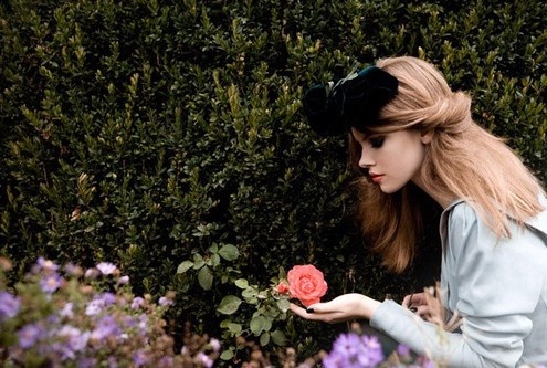 欧美女生森系时尚范个性外拍