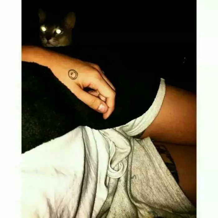 欧美男生小清新手臂纹身图案