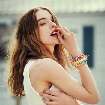 唯美欧美气质女生治愈系壁纸