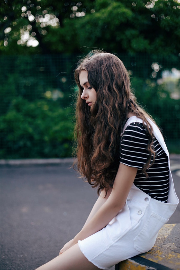 极具个性的意境欧美女图