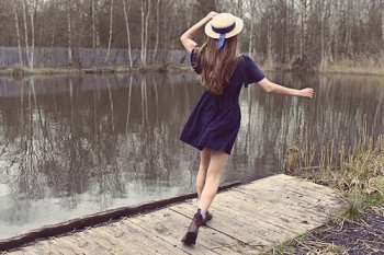 治愈系唯美意境女生欧美图片