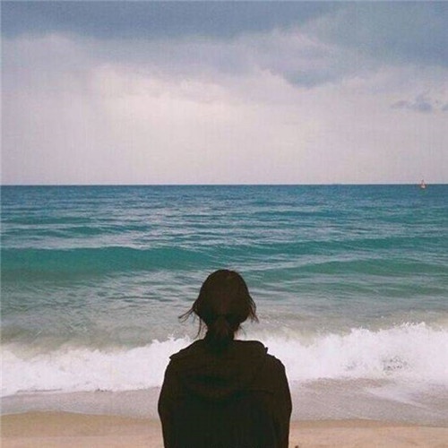 唯美意境欧美女生背影头像图片