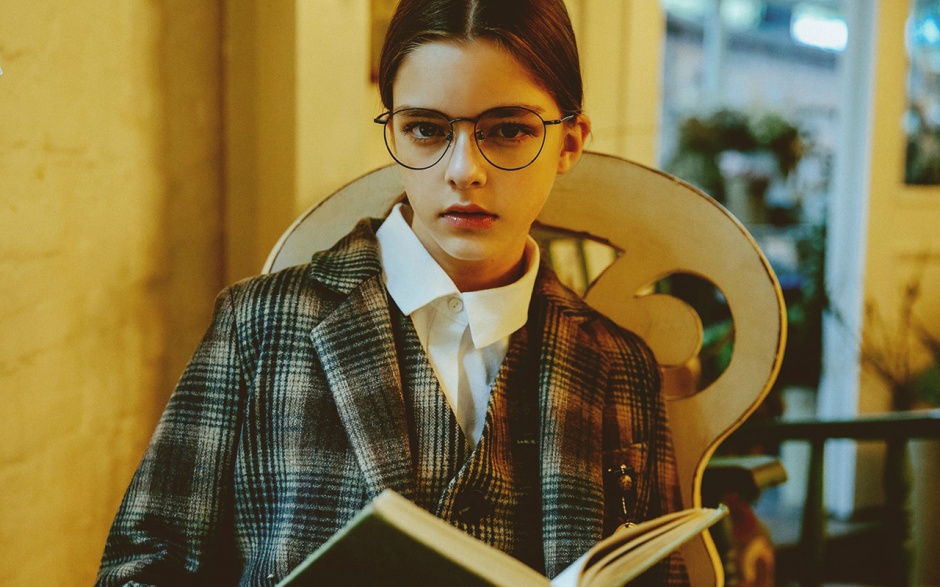 欧美时尚女生复古潮流写真图片