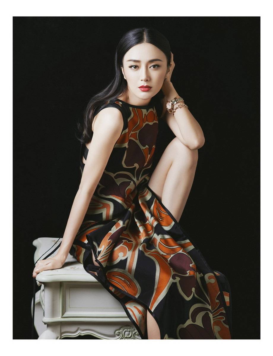 中国女演员秦岚华丽照片曝光