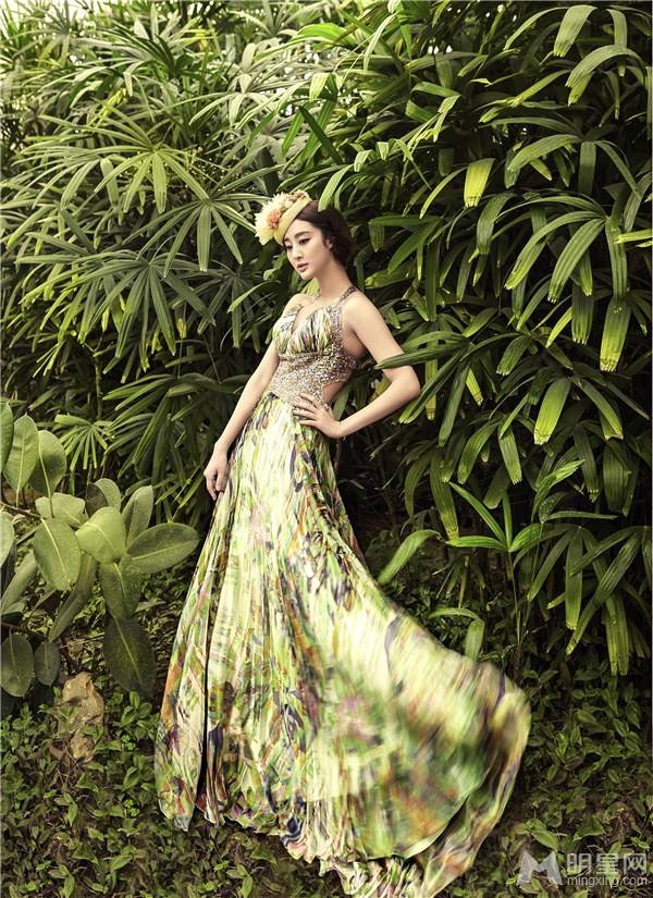 女明星甘露化身美仙子的图片