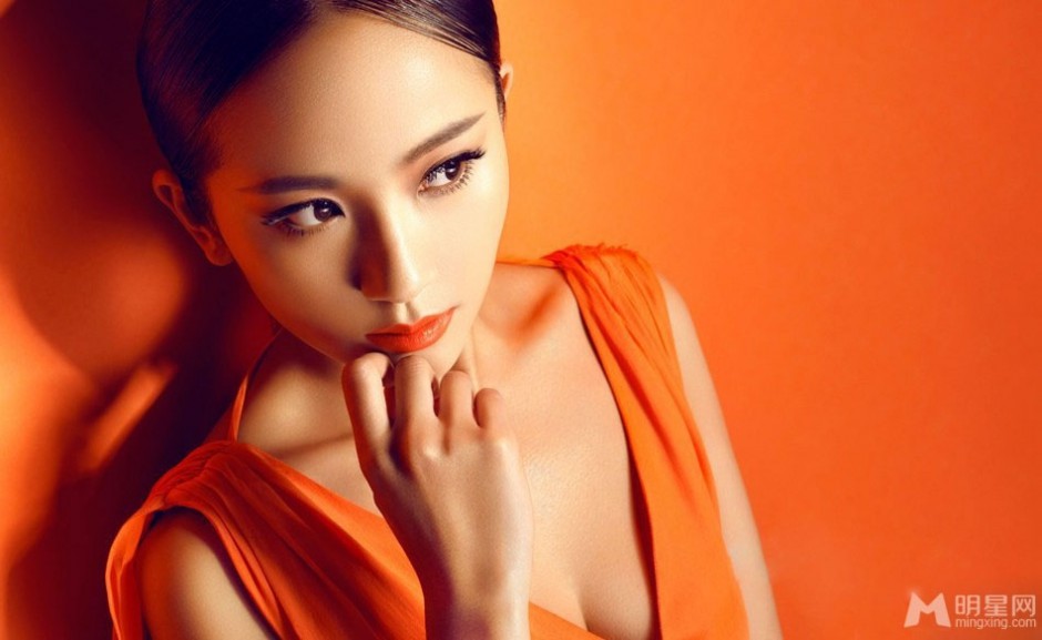 咱们相爱吧演员解惠清美妆写真