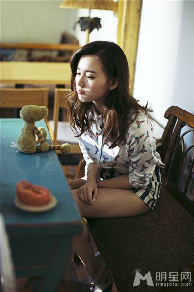 女演员江铠同唯美写真图片