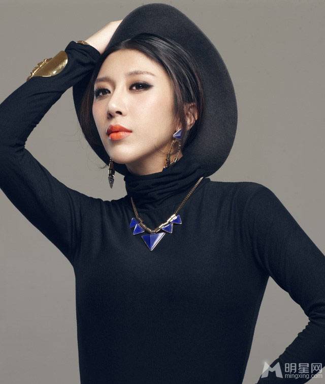 中国冷艳女星李漫荻最新写真