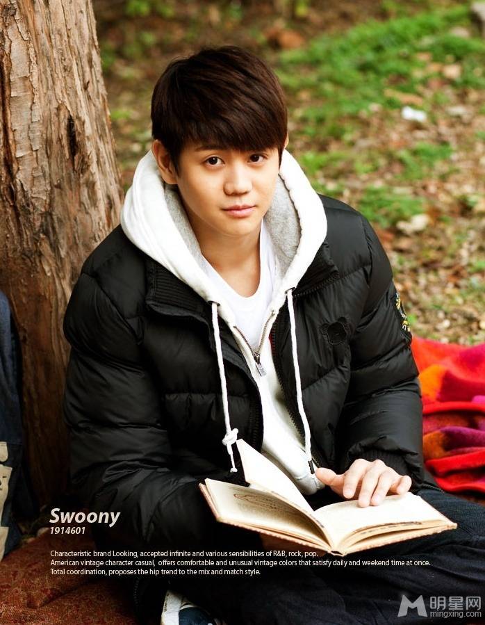 韩国男明星梁耀燮时尚活力写真