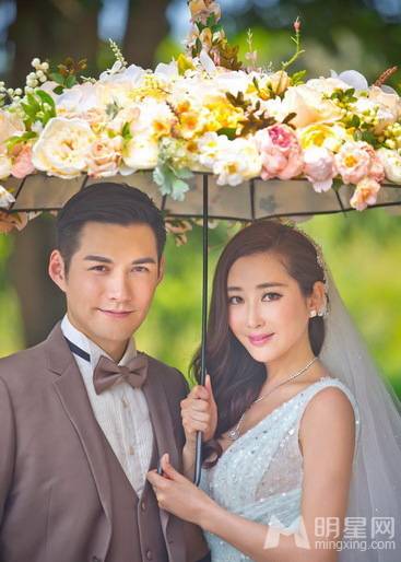 严宽杜若溪蜜月浪漫写真图