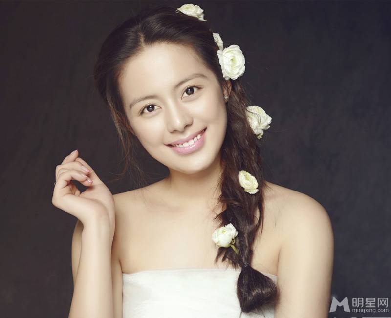 电视剧演员王力可唯美气质写真