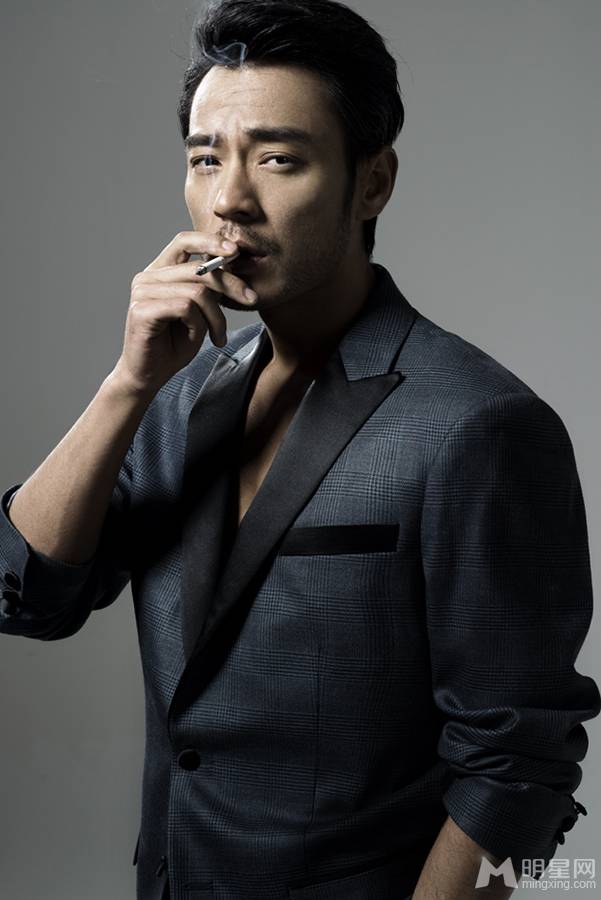 影视演员李光洁最新型男写真