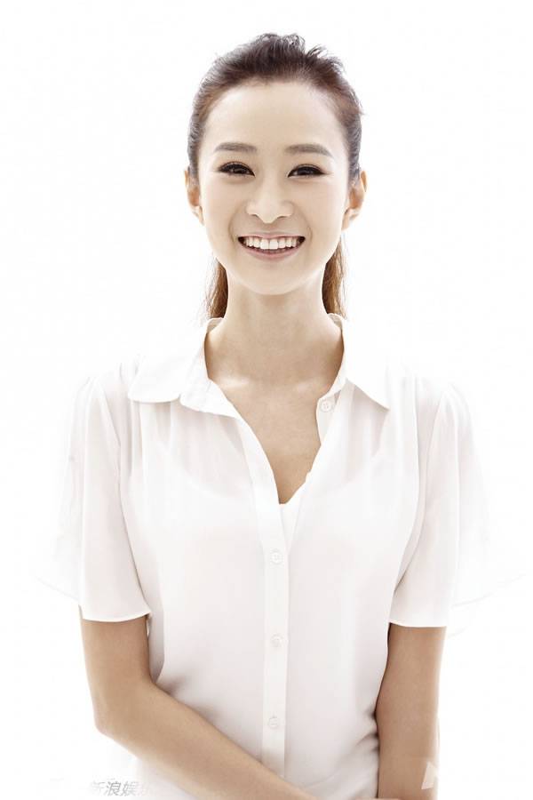 内地女演员韩烨清新可人写真