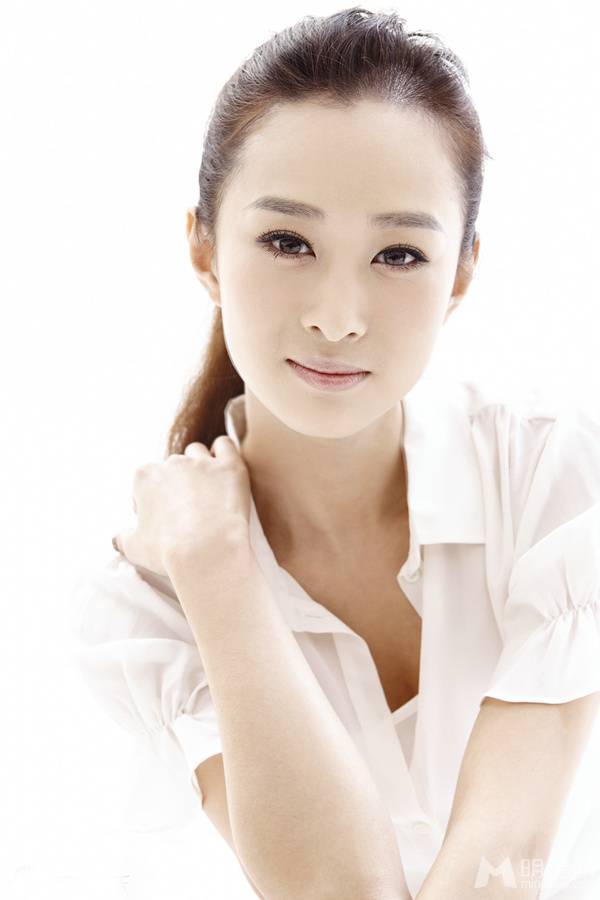 内地女演员韩烨清新可人写真