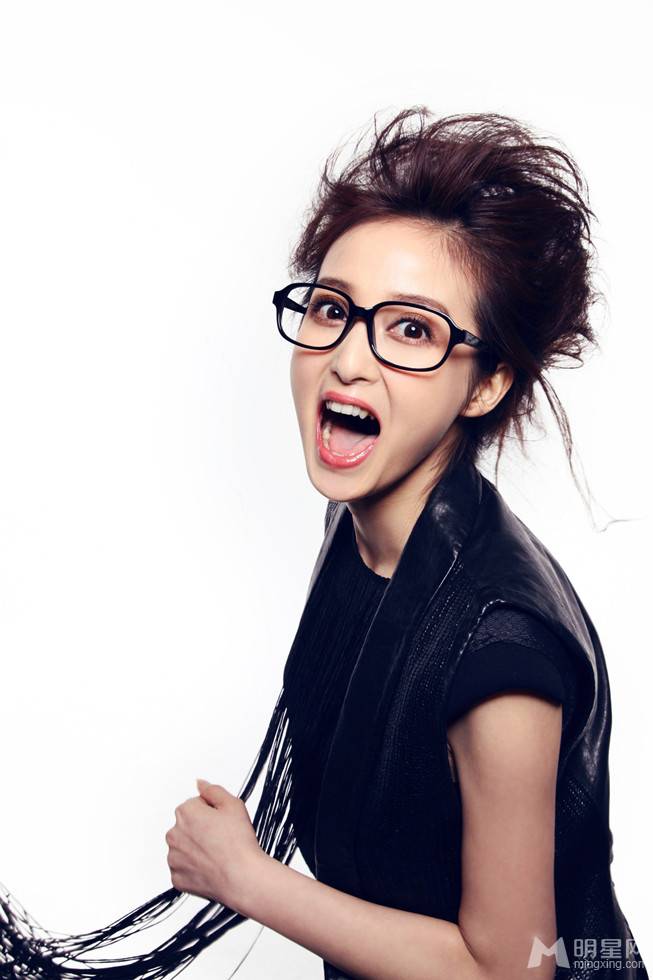 女演员陈一诺最新搞怪大片