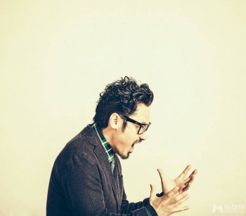 吴秀波最新时尚搞怪写真大片