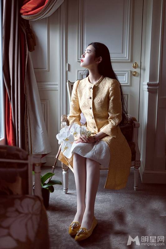 红唇女神张辛苑唯美浪漫写真