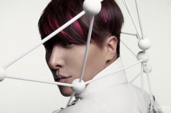 中国男明星曹轩宾帅气写真图片