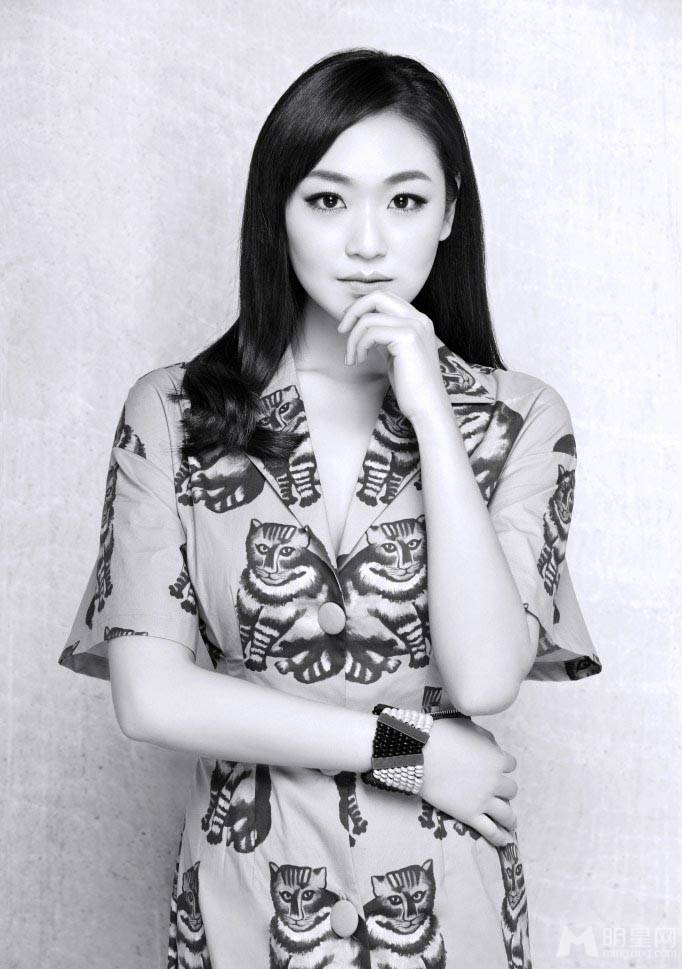 美女演员王思思时尚写真图片