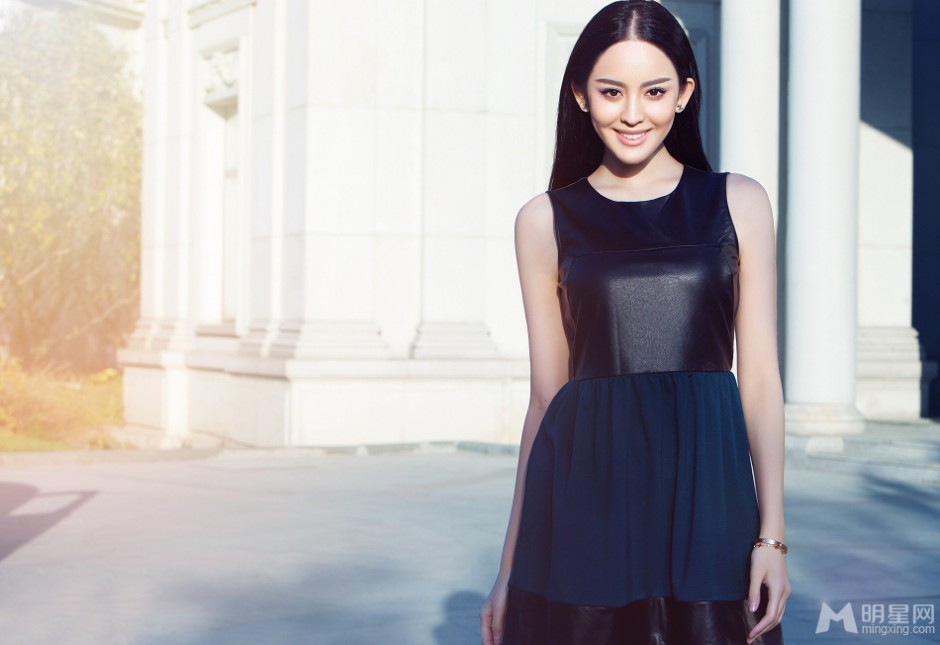 古力娜扎最新时尚街拍图片