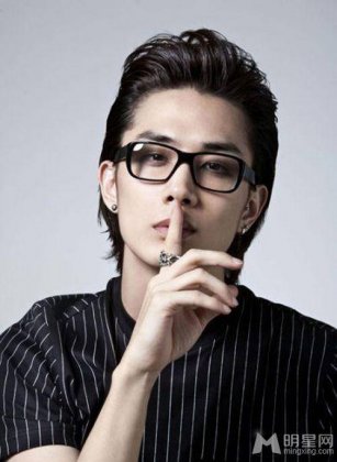 韩国明星李承铉百变造型魅力写真