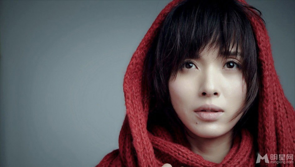最美的短发女星李佳秋冬唯美大片