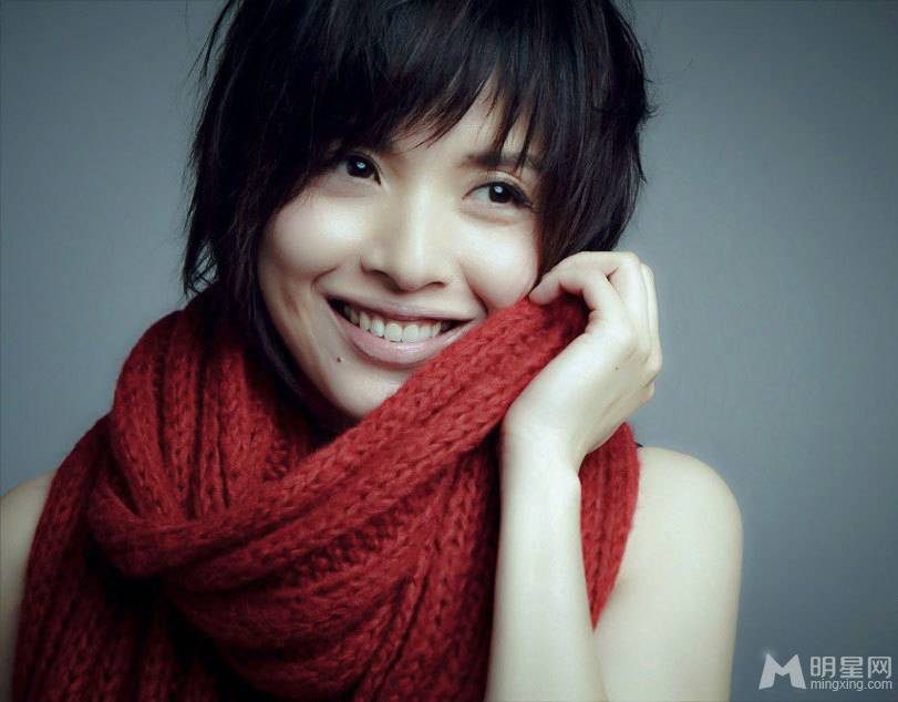 最美的短发女星李佳秋冬唯美大片