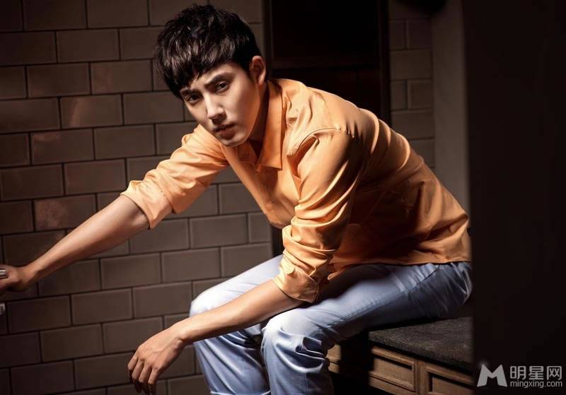 爱的阶梯演员张睿尽显型男魅力