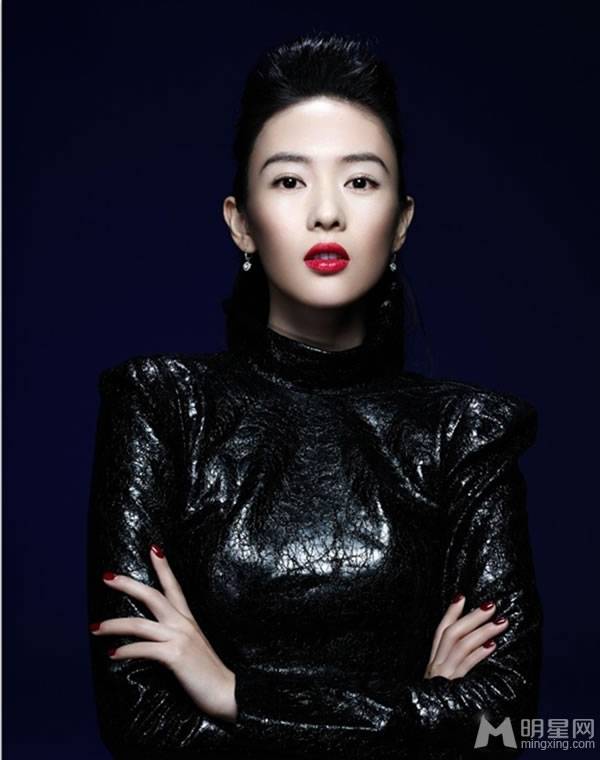 美女演员童瑶暗黑系时尚图片