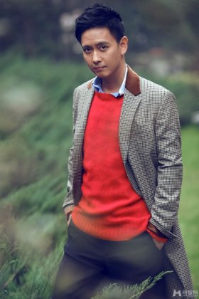 香港演员谢君豪时尚撞色写真