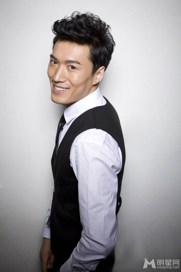 中国内地新生代男演员葛畅型男写真